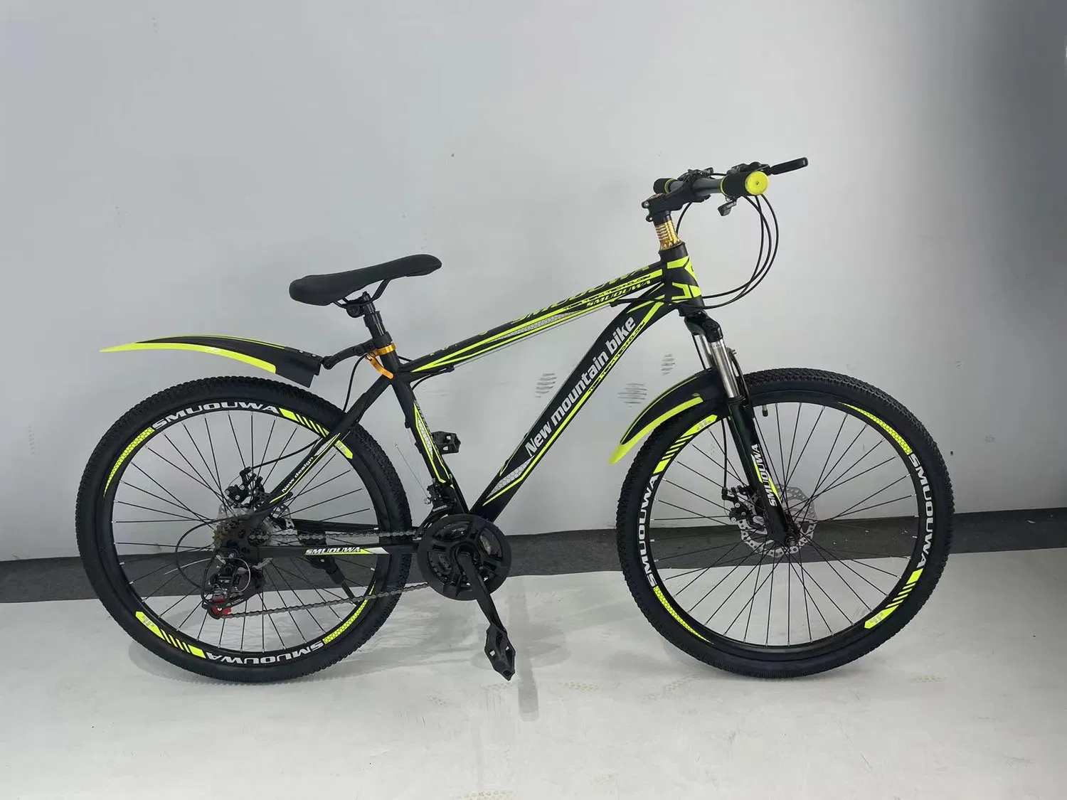 26" 21 Stock Spot Goods Mountain Bicycle Speeds Suspension Fork Disc-Brake