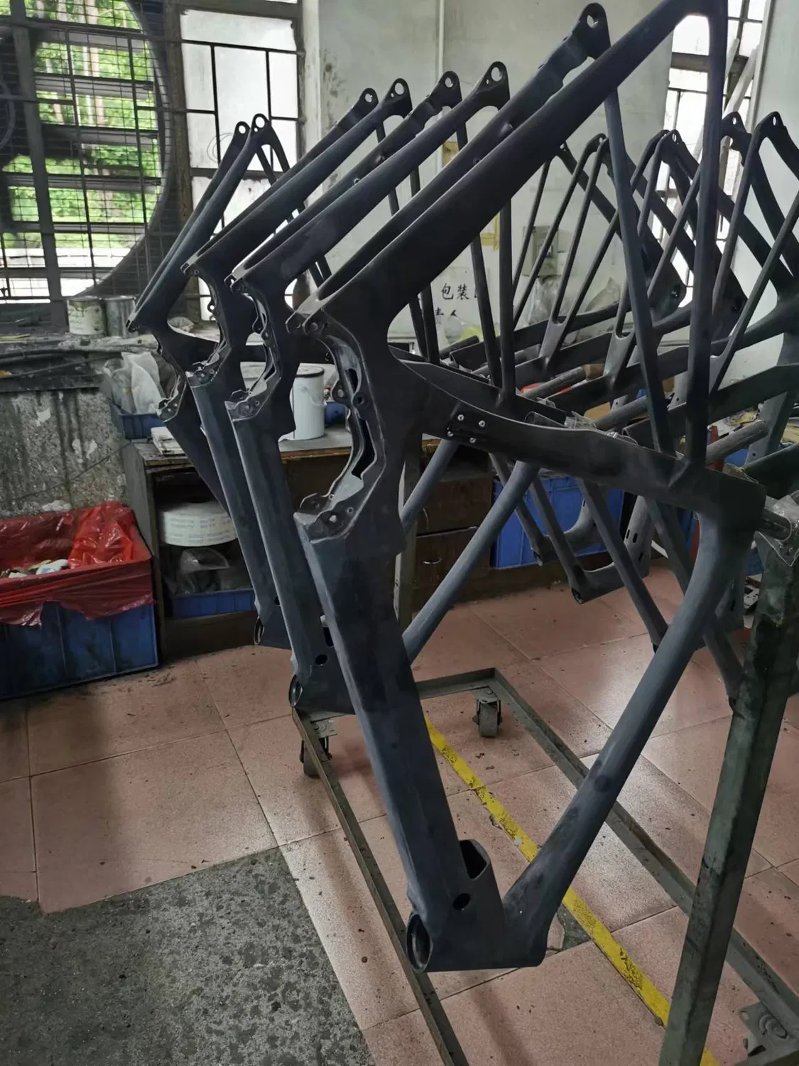 Bafang Lightweight Electric 700c Carbon E-Road Bike Frame